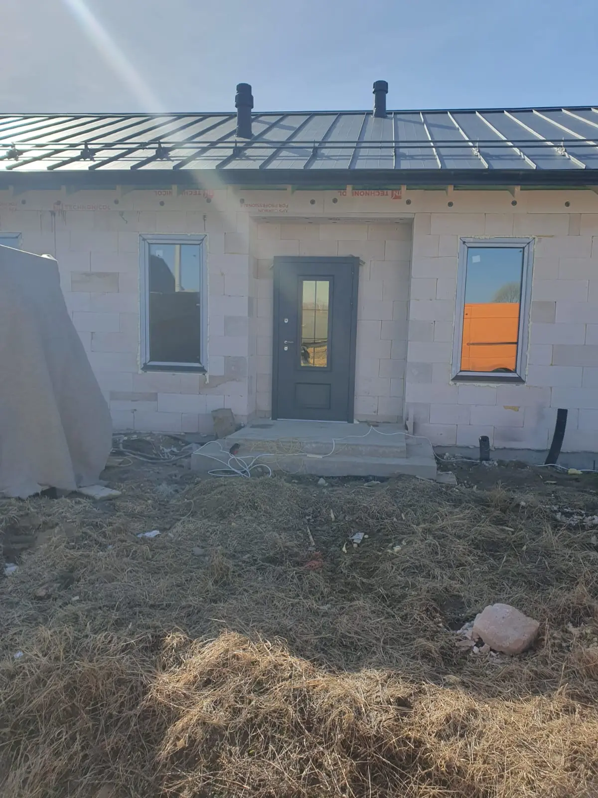 Входная дверь с терморазрывом и шумоизоляцией Райтвер Англия 9005 Термо