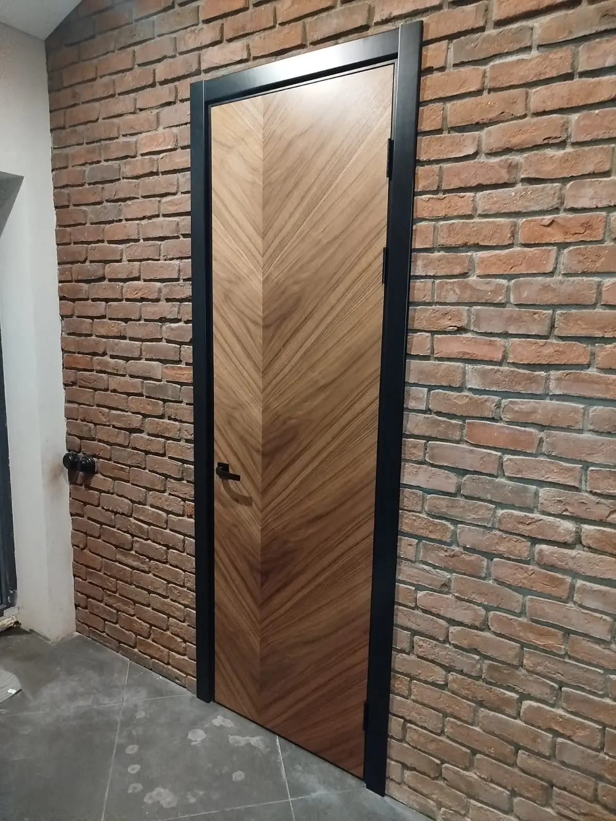 Межкомнатная дверь SD Вектор-2 американский орех Коричневый