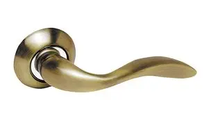 Дверная ручка раздельная Archie S010 RBB