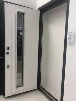 Входная дверь уличная с терморазрывом Гранит Ратекс Стеклопакет