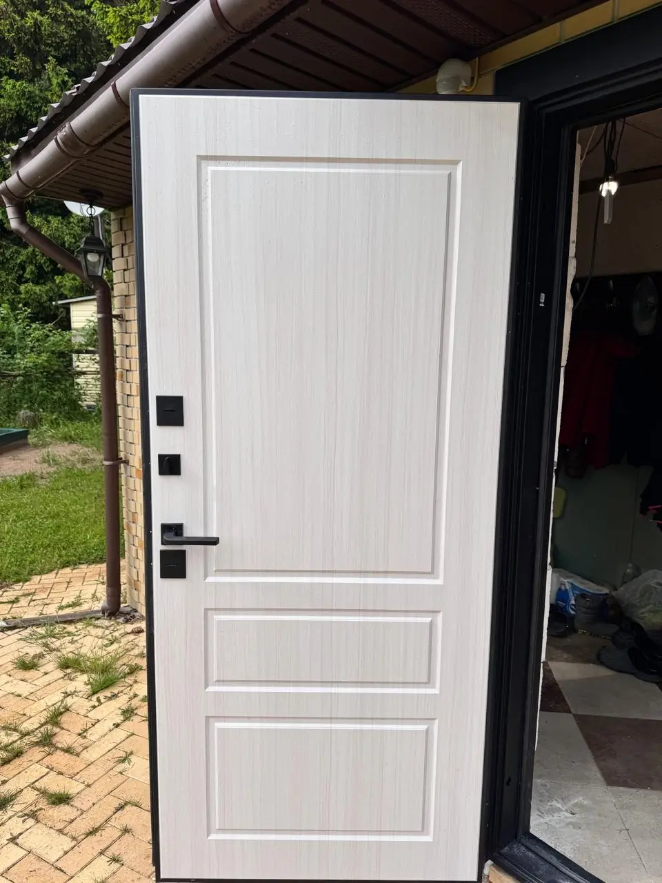 Входная дверь с терморазрывом Лабиринт Аляска лайт панель 03 белый софт