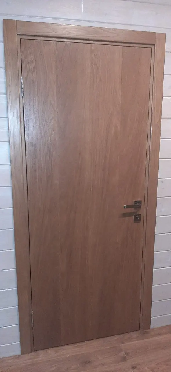 Дверь гладкая шпонированная Дуб