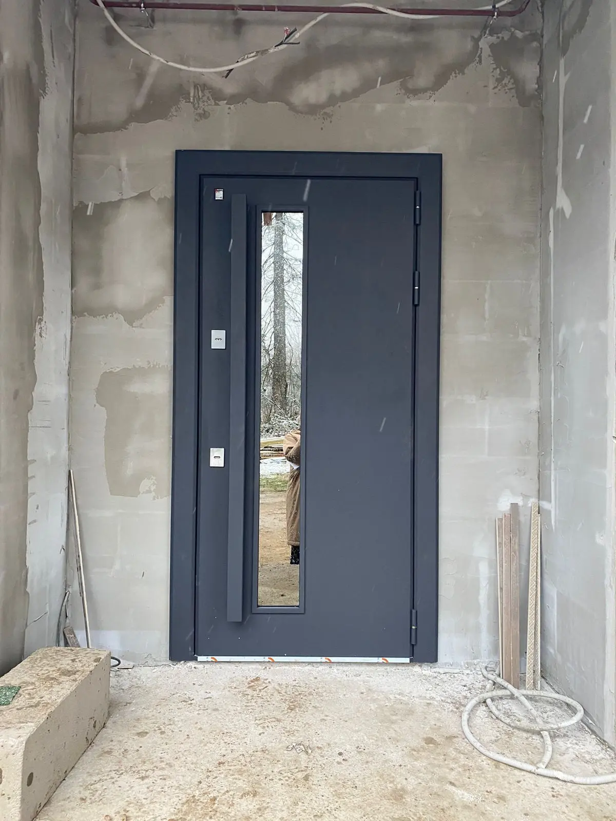 Входная дверь с терморазрывом и стеклом Sigma Ratex T4 7024