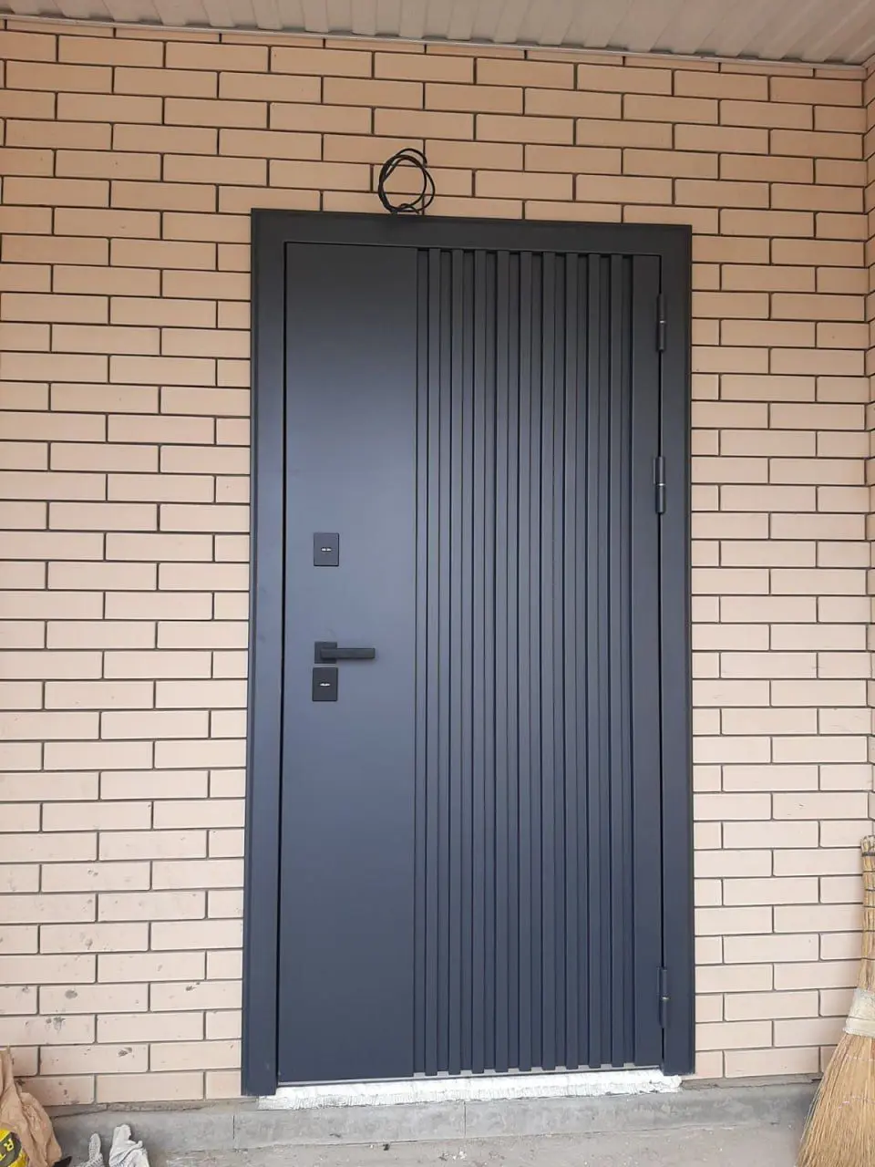 Входная дверь с терморазрывом Райтвер Сидней ТЕРМО 7024