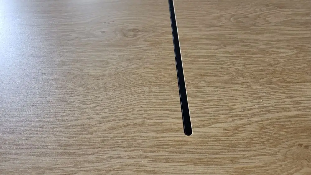 Межкомнатная дверь DG Line-1 AL черная кромка по бокам ПГ Ольха Арт Коричневый