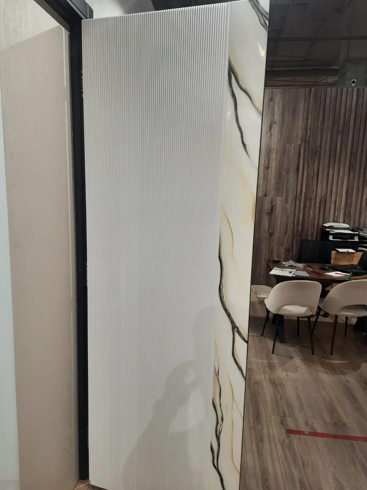 Межкомнатная дверь Каррара-1 RAL9003 Белый