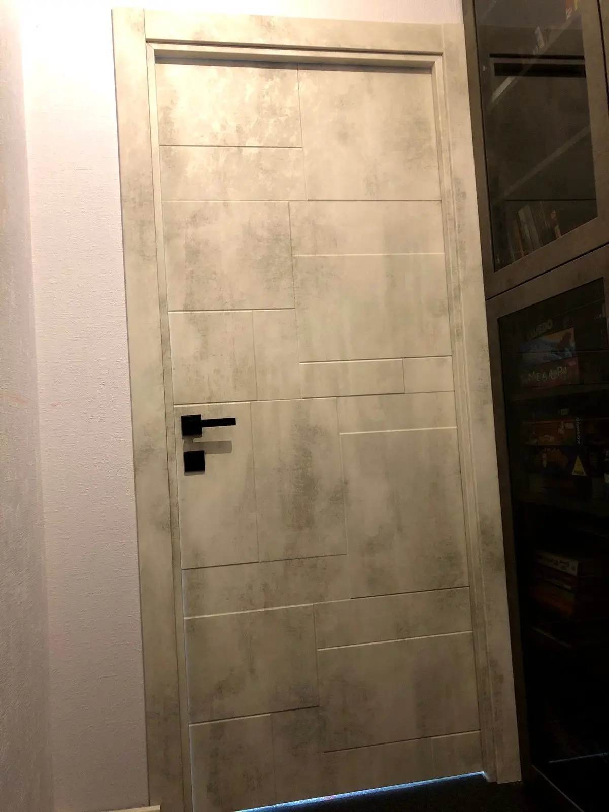 Межкомнатная дверь PV4 камень белый Белый