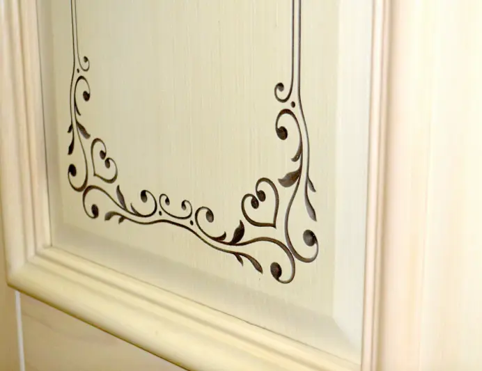 Межкомнатная дверь D-Ola Леон ДГ