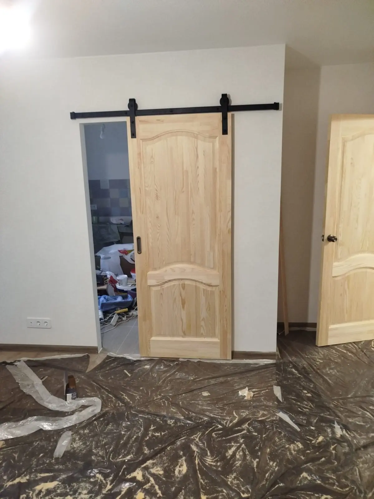 Межкомнатная дверь М-7 Браво ПГ неокрашенная бессучковая