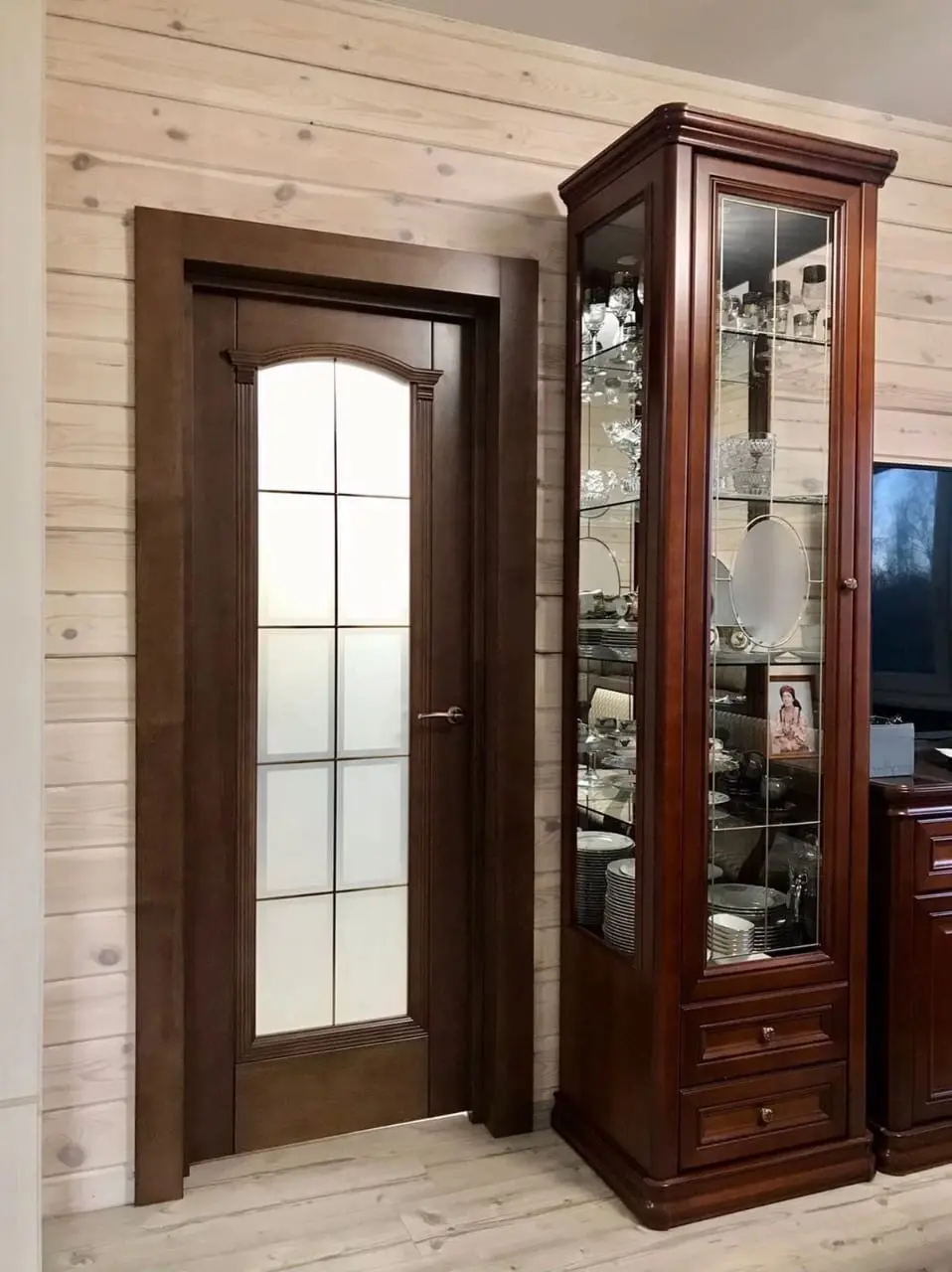 Межкомнатная дверь D-Ola Верона ДО