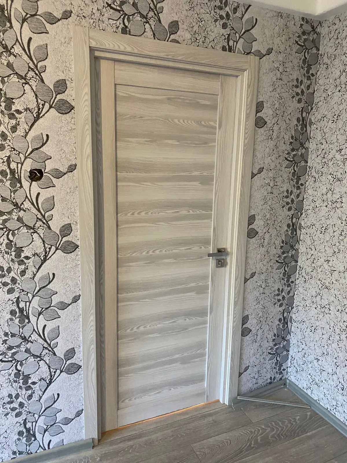 Межкомнатная дверь YD Самба ривьера айс Светло-серый