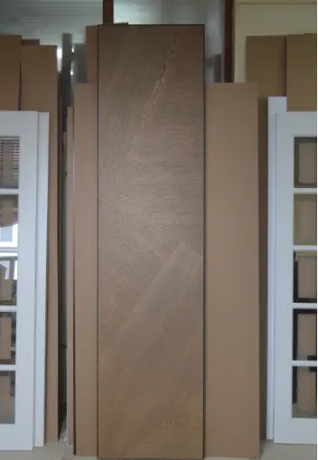 Межкомнатная дверь ХТР-1 шпон Коричневый