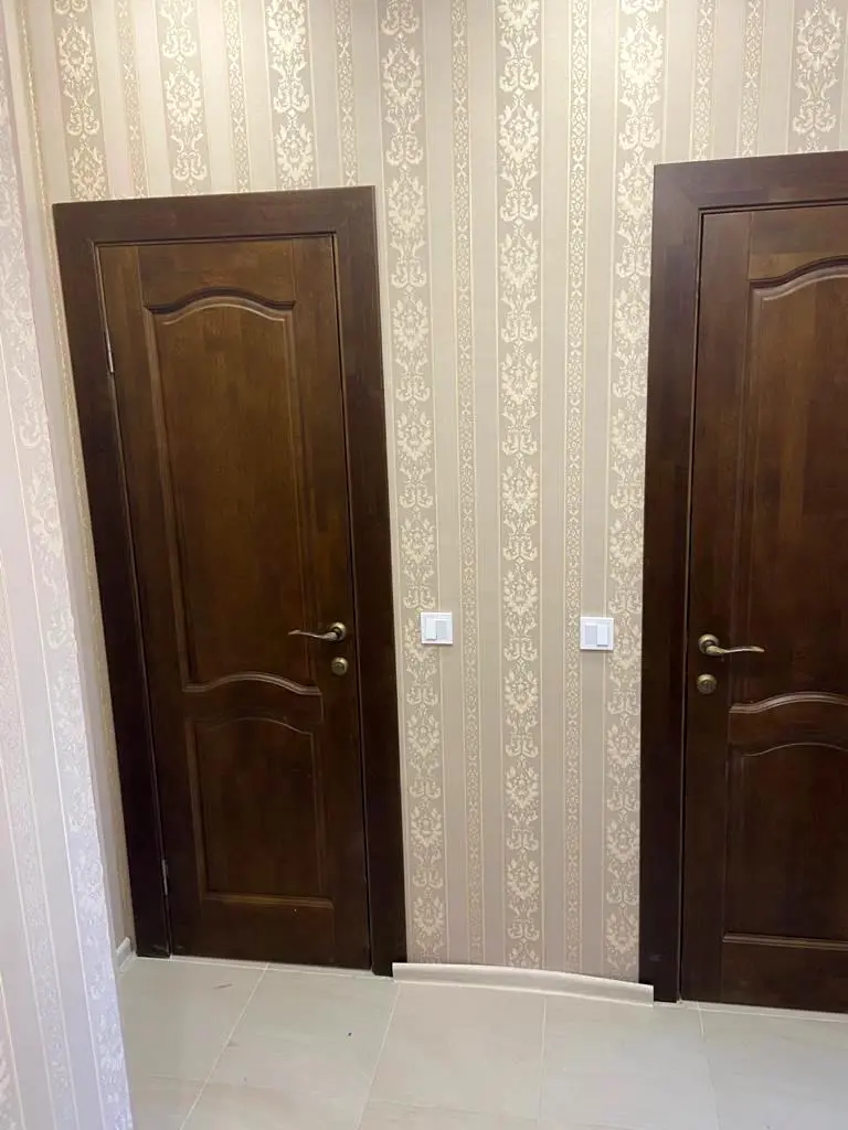 Межкомнатная дверь Лео ПГ античный орех ольха Vilario