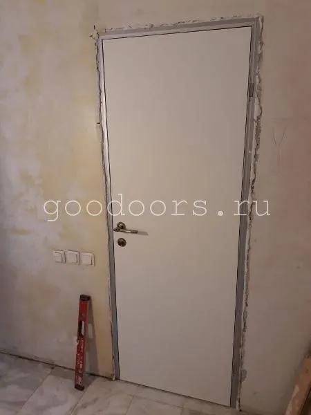 Скрытая дверь под покраску