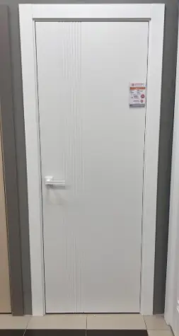 Межкомнатная дверь Нева Miavi эмаль RAL 9003