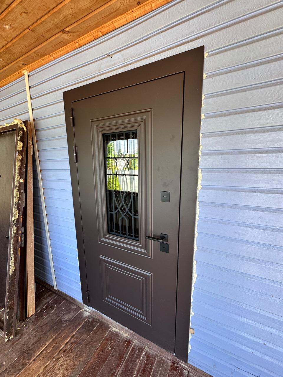 Входная дверь Термо со стеклопакетом Лабиринт Сияна 8019