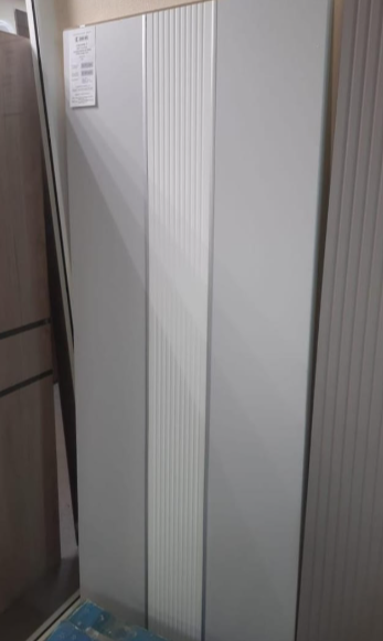 Межкомнатная дверь ДС Спутник-2 ПГ ПЭТ платина серебрянный молдинг Светло-серый