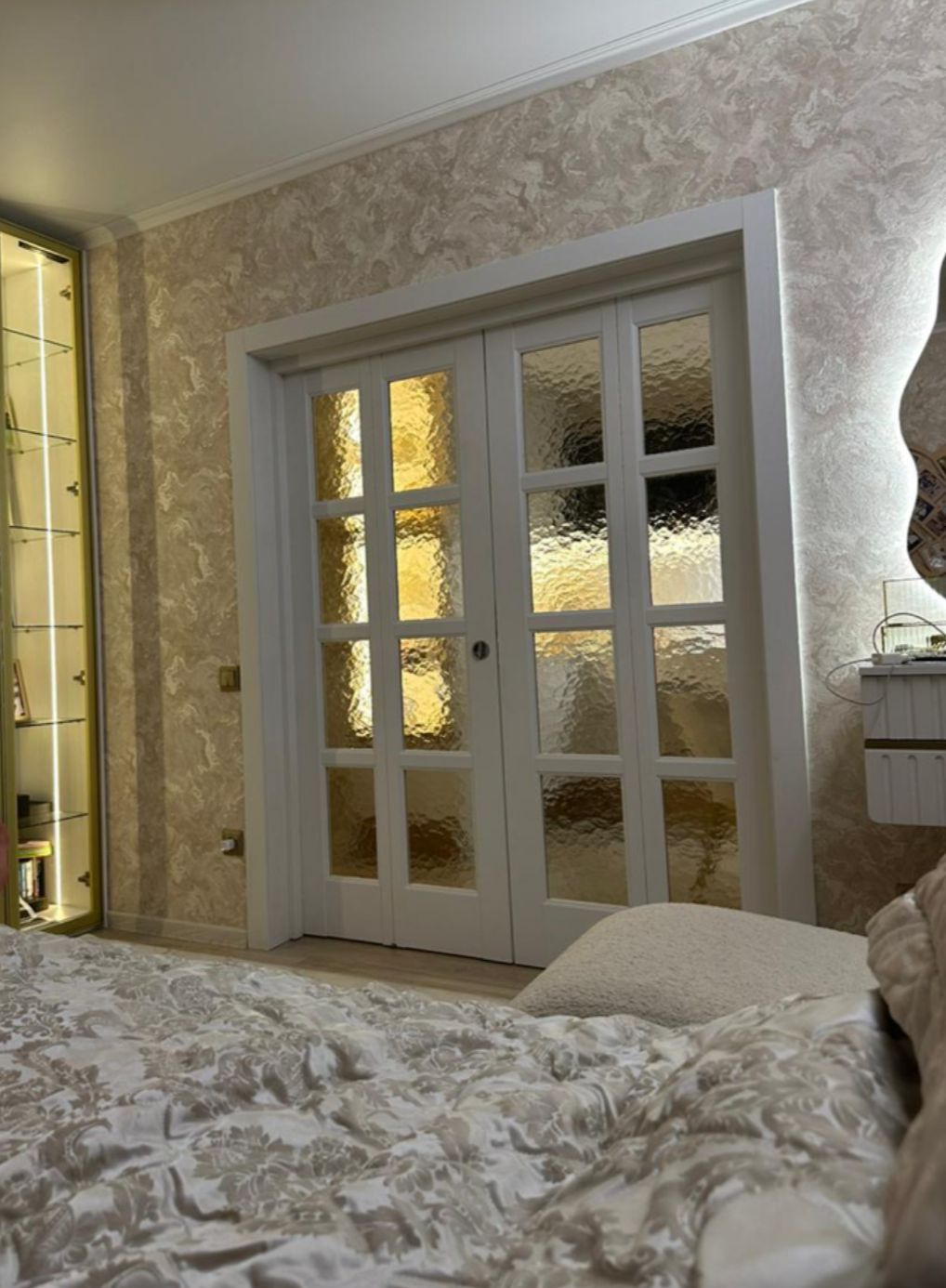 Дверь Компакт двойная со стеклом