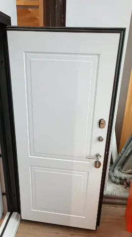 Входная дверь с терморазрывом НЕВА ТЕРМО Pro Z